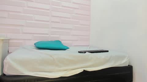 Tanisha  online show from February 24, 8:36 pm