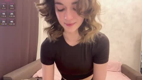 Mia online show from March 18, 5:45 am