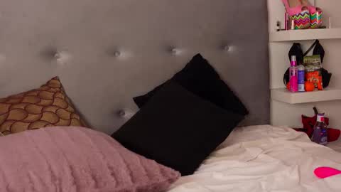 Tania online show from December 18, 6:29 am