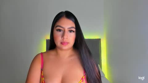 Snapshot of tatiana_2000 chatting on October 22, 3:00 am Tatiana online show from October 22, 3:00 am