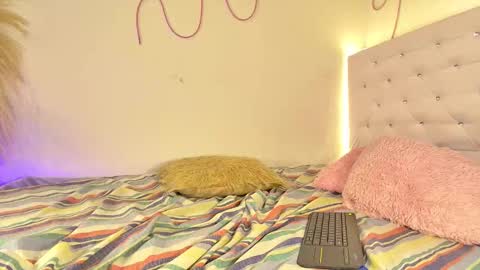 tatix online show from November 20, 3:13 pm