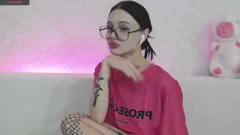Snapshot of tayaavis chatting on September 29, 7:19 pm Taya online show from September 29, 7:19 pm