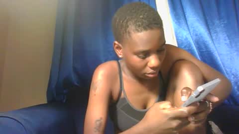 taylor_swift09 online show from January 5, 5:49 pm