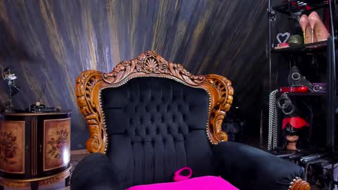 Mistress Taylor online show from September 14, 9:45 pm