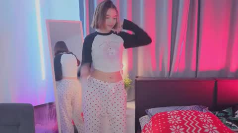 all me precious   online show from January 16, 5:36 am