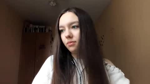 Kimi online show from November 5, 8:30 am