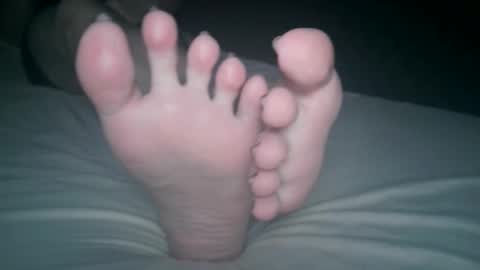 Viv West online show from November 24, 3:52 am