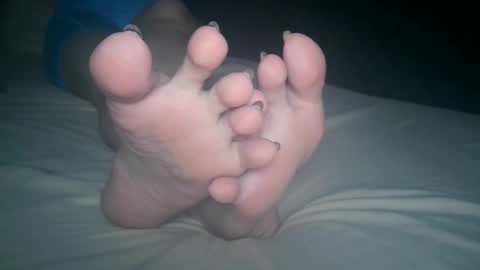 Viv West online show from November 29, 5:33 am