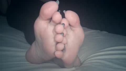 Viv West online show from December 18, 4:50 am