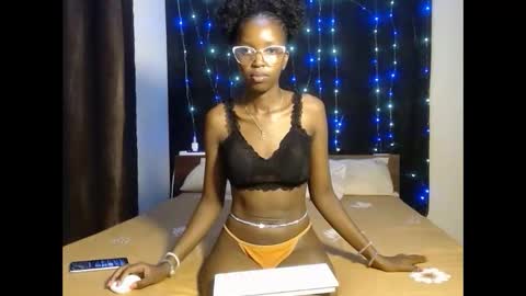 tempting_vibe online show from September 14, 8:40 pm