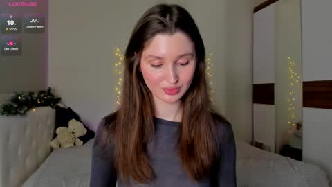 Snapshot of tender_babyy chatting on December 21, 2:26 pm Sexy girl Li online show from December 21, 2:26 pm