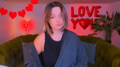 Lisa online show from February 11, 1:45 pm