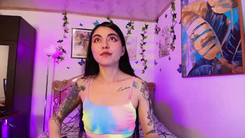 Snapshot of teresa_moon chatting on February 22, 1:55 am  TERESA  Give me a good rating if you enjoy my show  online show from February 22, 1:55 am