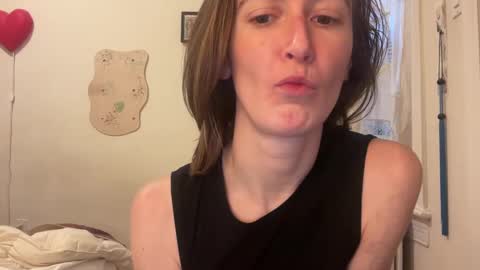 Snapshot of terraworship chatting on February 13, 8:45 pm Terra Worship Findomme online show from February 13, 8:45 pm