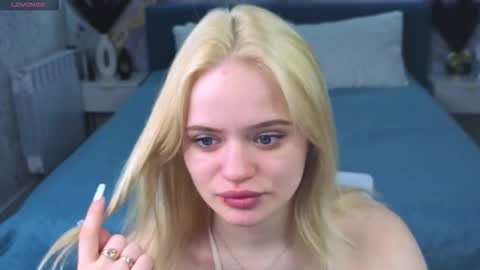 Tessa online show from March 5, 9:38 am