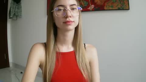 tessa_calmness online show from March 3, 3:45 am