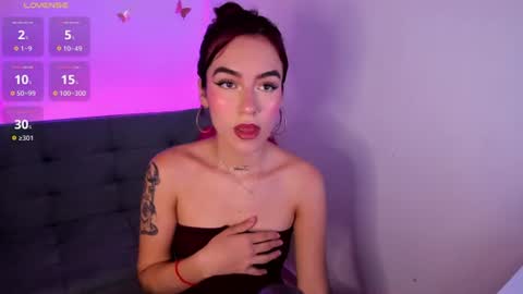 Tessa foxie      online show from July 1, 12:48 pm