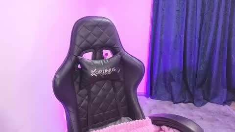 Tessy online show from March 1, 4:00 pm