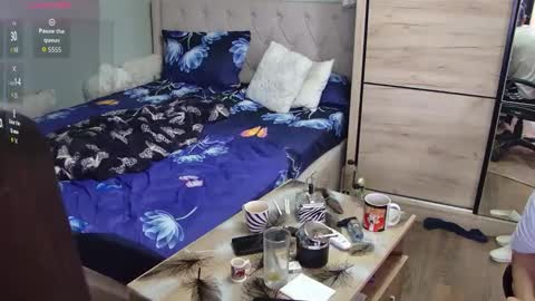 deea69 online show from April 11, 11:25 am