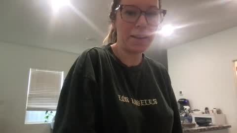 Daphne Summers online show from March 12, 1:25 pm