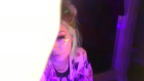 TEXASGIRLLLL online show from July 17, 2:16 am
