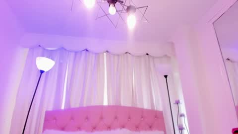 teylor_jenkins online show from June 12, 6:38 pm