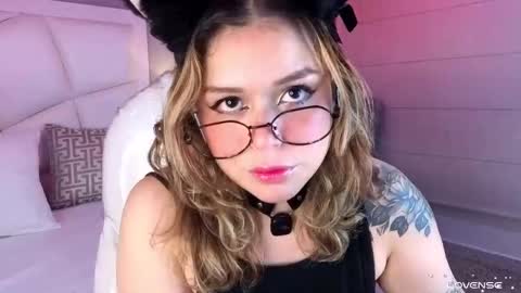 Thalia21 online show from October 27, 11:21 pm