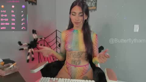 thamara_cooper_ online show from October 9, 10:47 pm