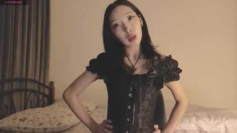 thanos_world1321002 online show from September 12, 9:22 pm