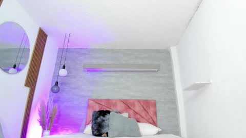 Thara Rouse online show from September 24, 12:04 pm