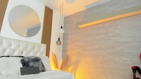 Thara Rouse online show from January 28, 12:22 pm