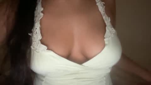 Snapshot of thatgirlmelanie chatting on October 20, 6:16 am Melanie online show from October 20, 6:16 am