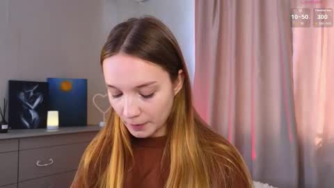 Alice online show from October 3, 11:37 am