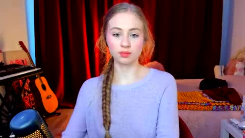 Ally    STREAMING ON TWITCH NOW Check my Twitter for updates online show from May 18, 4:07 am
