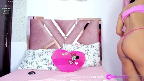 TheChicaNextDoor  online show from March 31, 11:16 pm