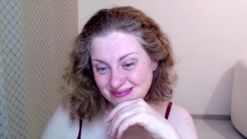 Ella online show from February 16, 6:41 pm