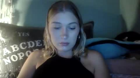 Little Bambii online show from December 17, 10:32 pm