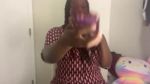 TheNaturalGoddess online show from May 6, 7:07 pm