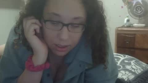 Snapshot of theplayfulbbw chatting on October 13, 5:21 am Amelia online show from October 13, 5:21 am