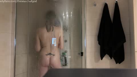 LISA                                            online show from April 19, 6:10 pm