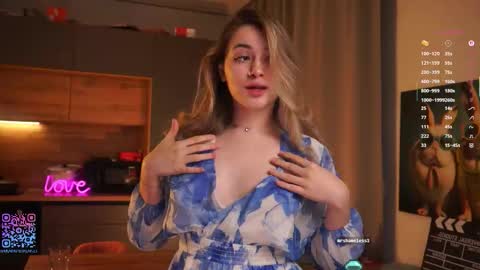 Snapshot of thetimeshavecome chatting on October 2, 4:34 pm Mia online show from October 2, 4:34 pm