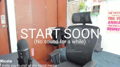 Nicole online show from February 21, 9:11 pm