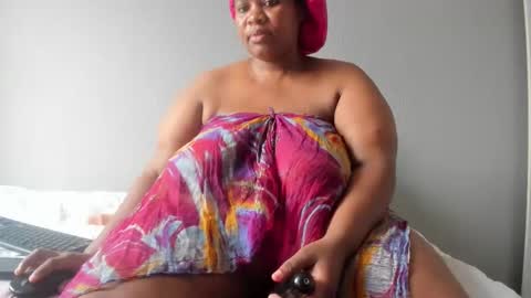 thickleeyanax online show from January 17, 5:53 am