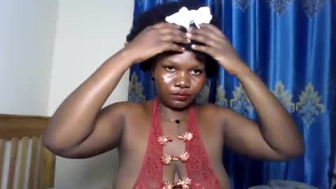 thickyass12 online show from July 19, 10:45 pm