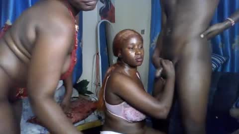 thickyass12 online show from July 23, 9:45 pm