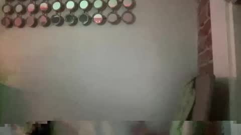 Snapshot of throatyygoat chatting on October 10, 5:34 am throatyygoat online show from October 10, 5:34 am