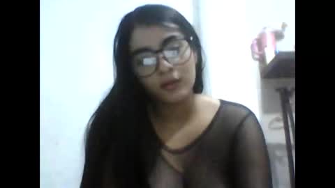 tiana226106962 online show from October 8, 2:32 pm