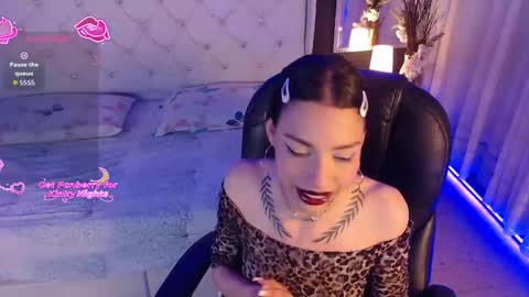 LIA online show from November 25, 3:03 pm