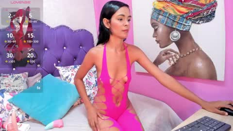 Tiara online show from April 7, 11:51 pm