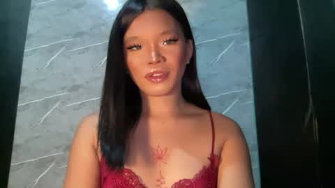 Ms. Tiara online show from June 4, 5:12 am